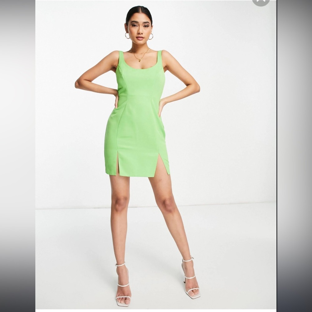 9. ASOS DESIGN structured scoop mini dress with split detail in green size 10